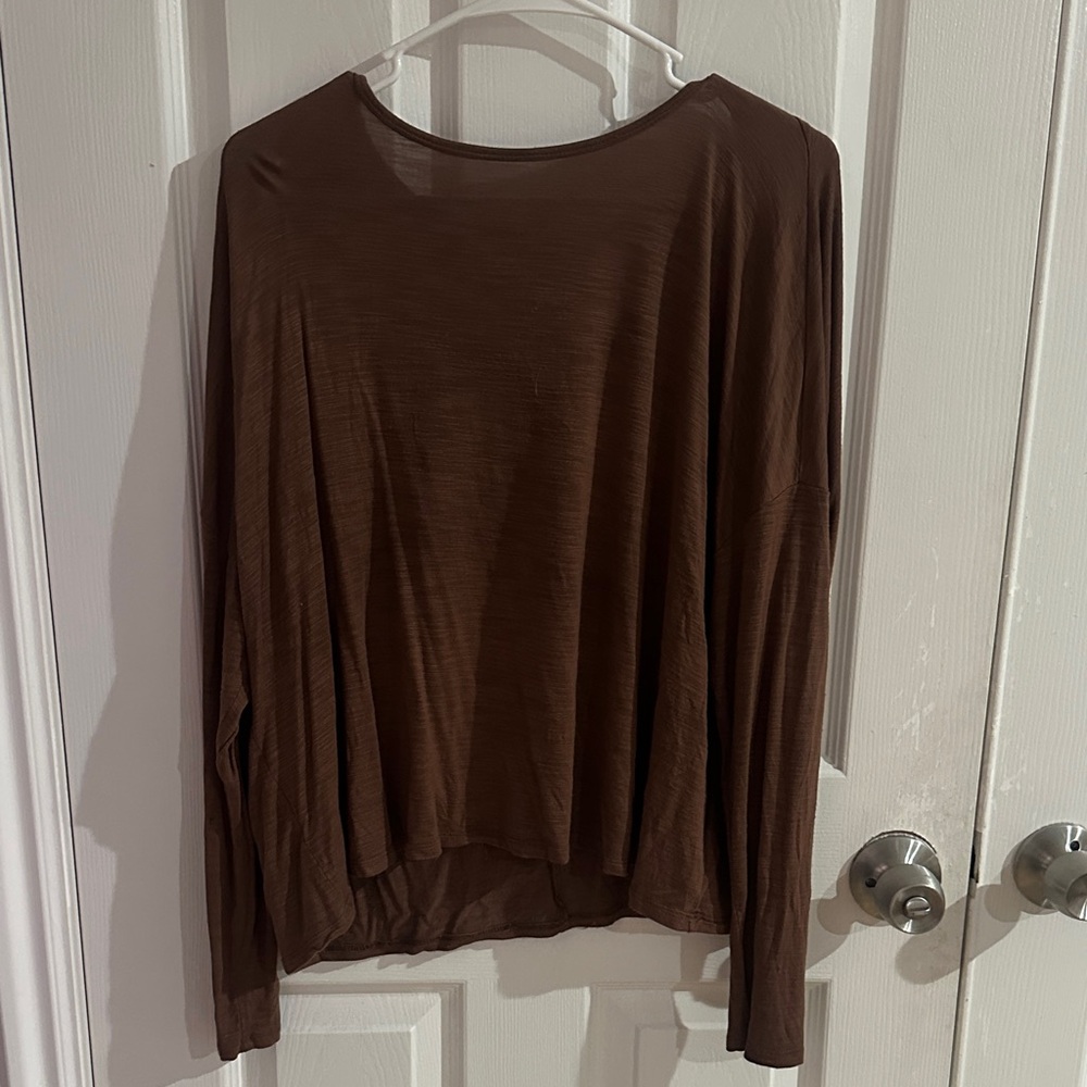 Old Navy Chocolate Long Sleeve Women's Tee